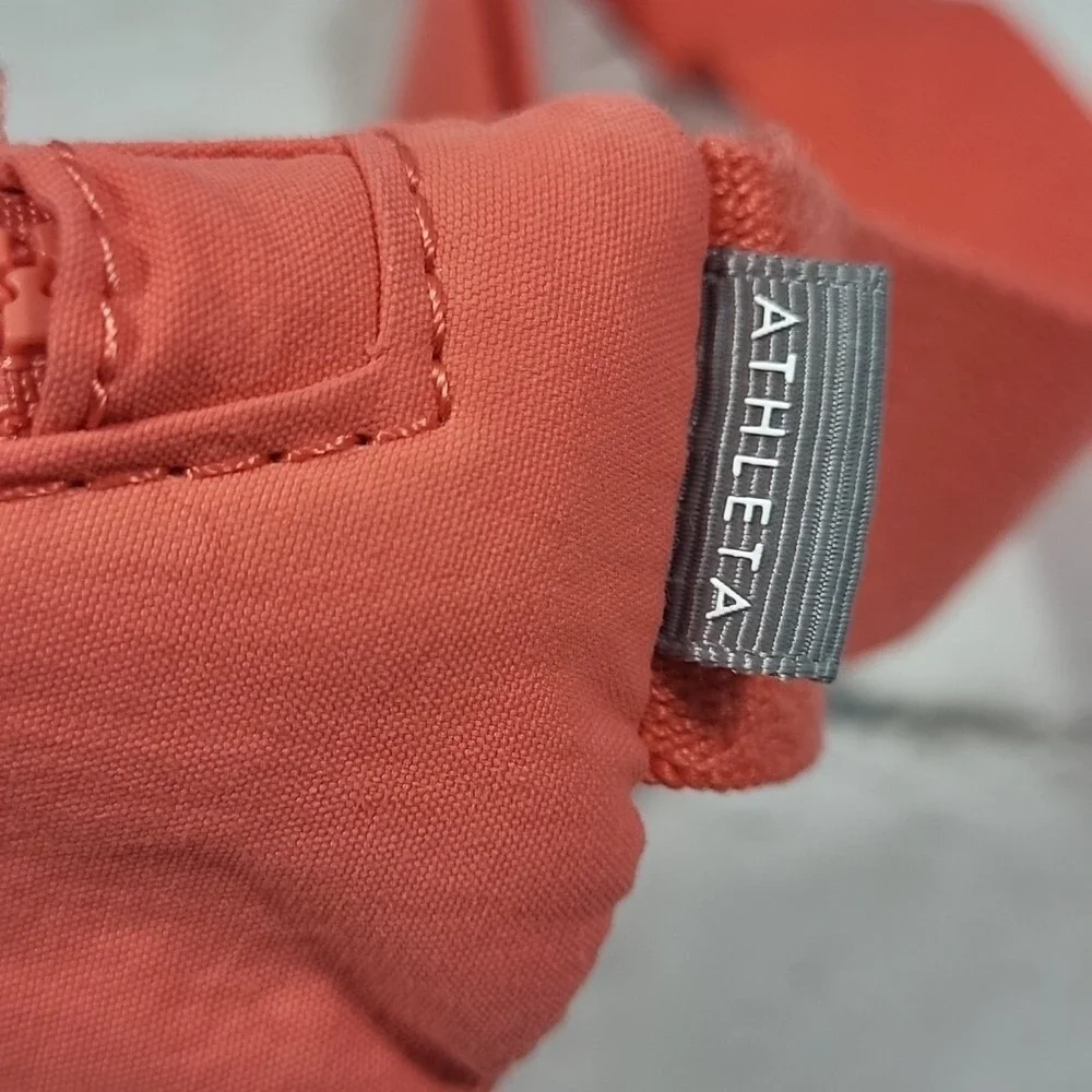 Athleta Fanny Pack Womens One Size Pink Coral Nylon Waist‎ Bag W/Built In Wallet